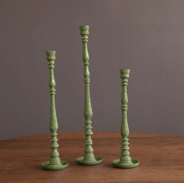 Encanto Leaf Green Crosby Candlestick Holder, Small