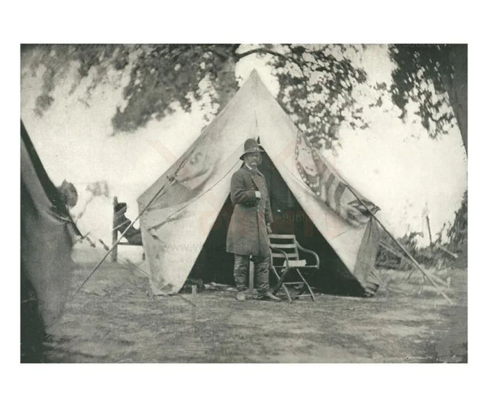 General Burnside in Camp - VINTAGEARTREPRINTS.COM
