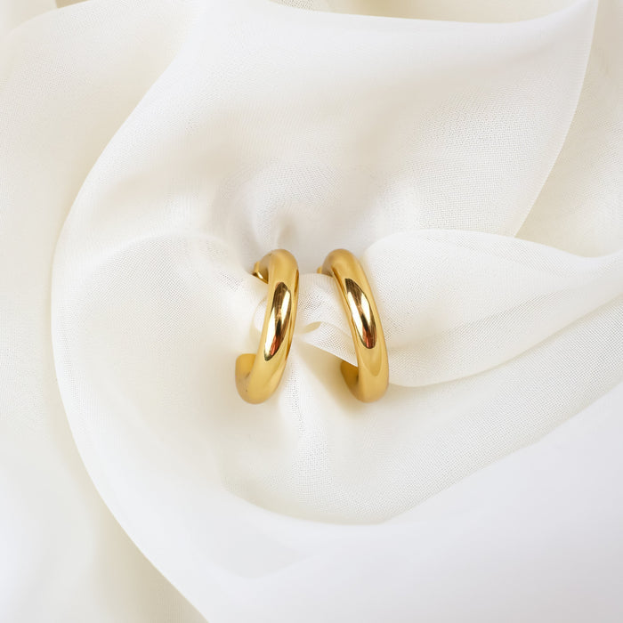 Gold C Hoop Earring (Gizelle)