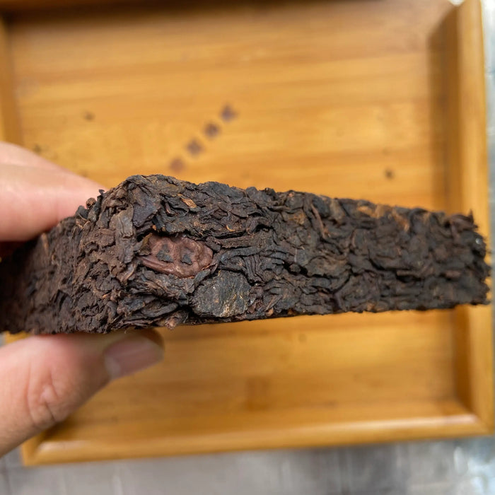 2004 LaoTongZhi Cha Zhuan - Zhu Pi Cha (Tea Brick - Bamboo Neifei) 250g Puerh Ri - photo 5