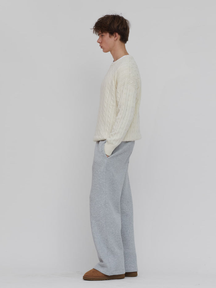 Classic Cotton Cable Knit Sweater in Cream