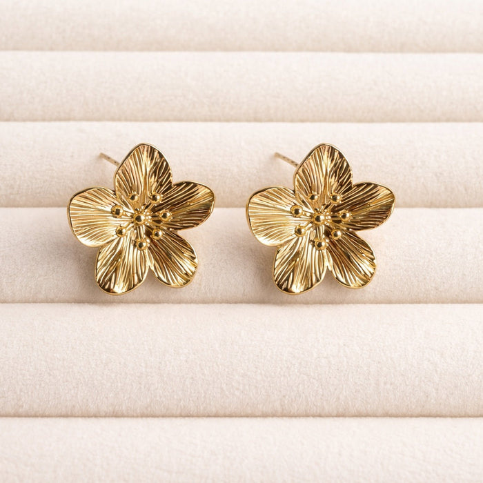 Flower Earring Medium (Gizelle)