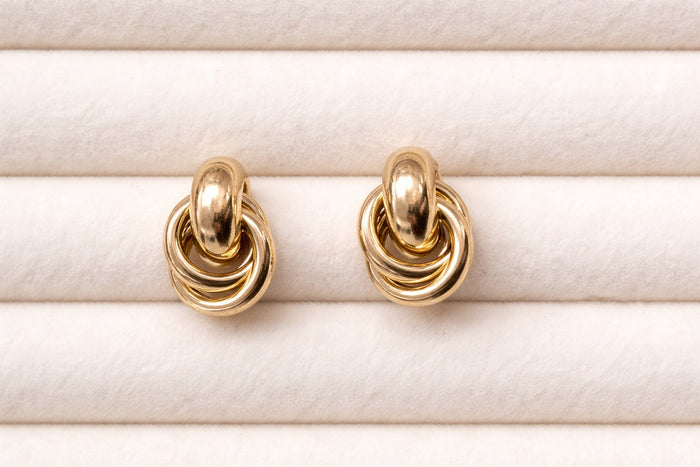 Gold Knot Earring (Gizelle)