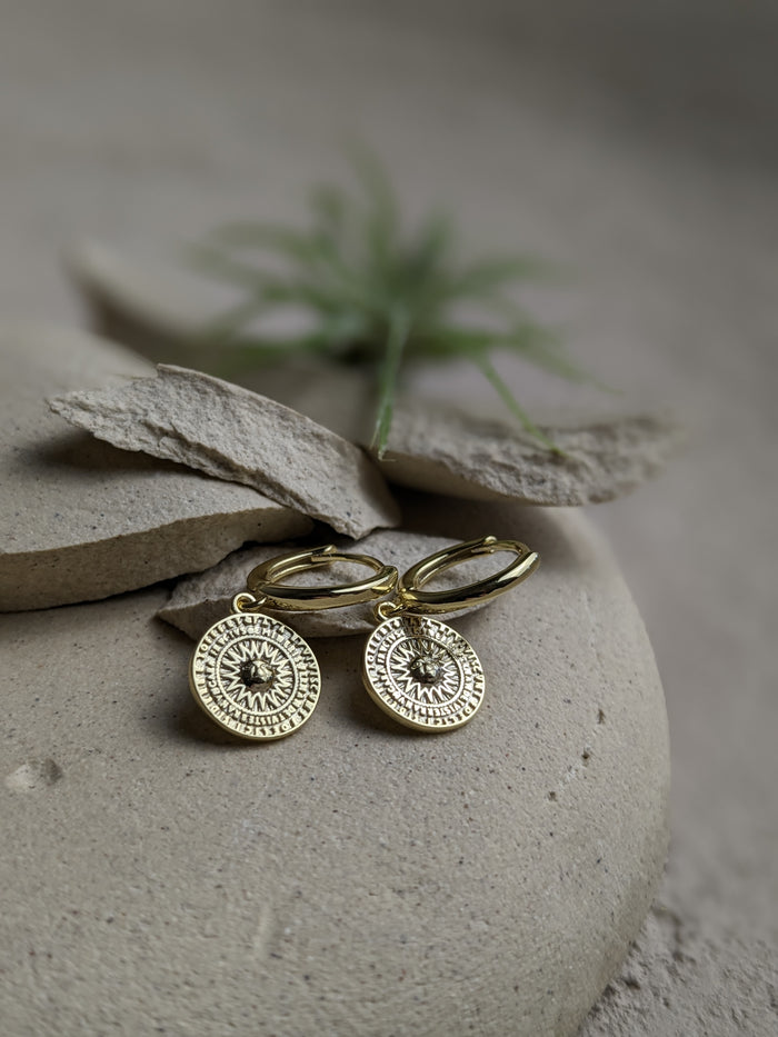 Gold Sundial Hoop Earrings - La Lovely Vintage