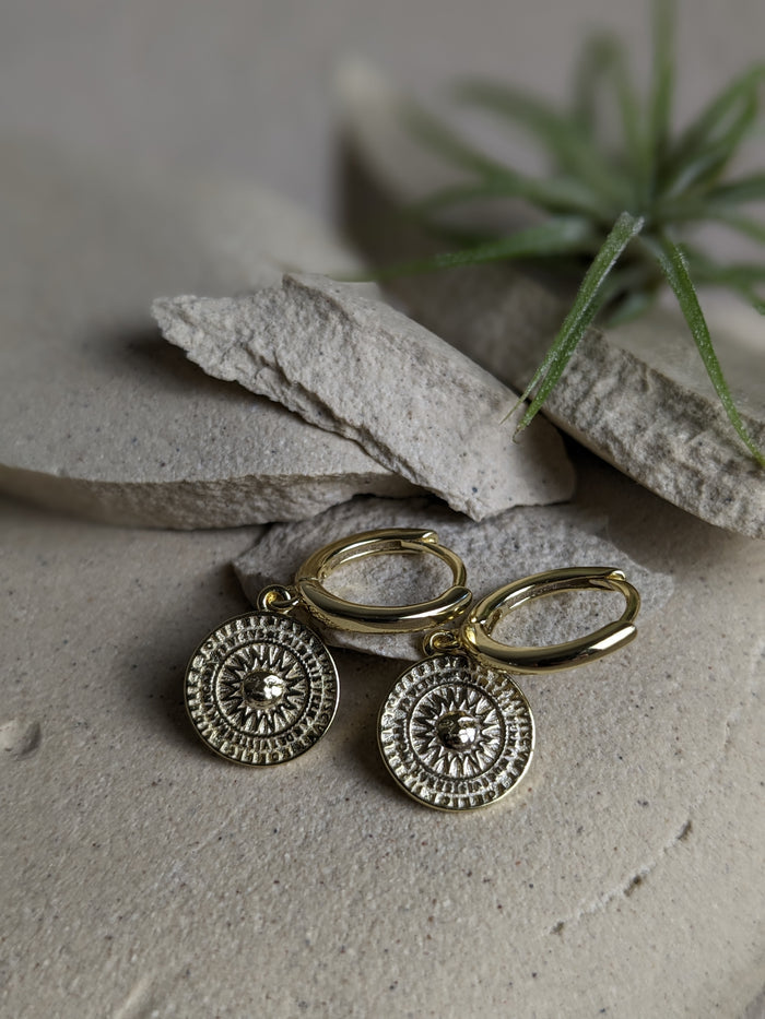 Gold Sundial Hoop Earrings - La Lovely Vintage