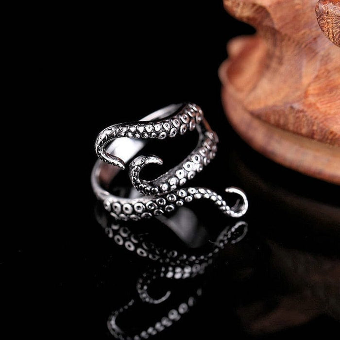 Ring - Unisex Gothic Deep Sea Squid Octopus Titanium Steel Adjustable Ring
