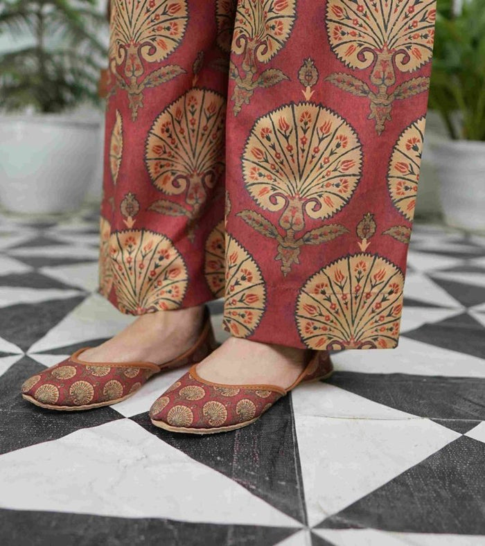 Rustic Royale Unstitched X Khussa (Combo Set)