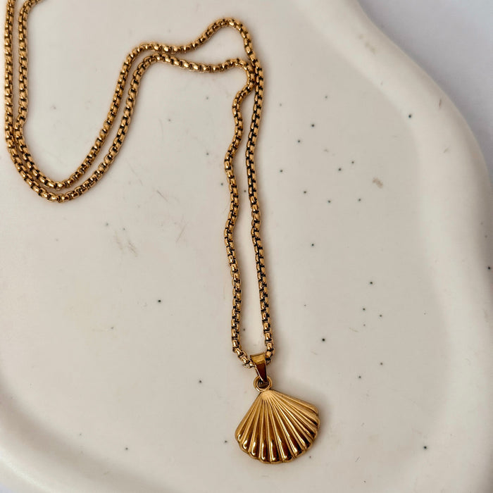 Sea Shell Necklace Small (Gizelle)