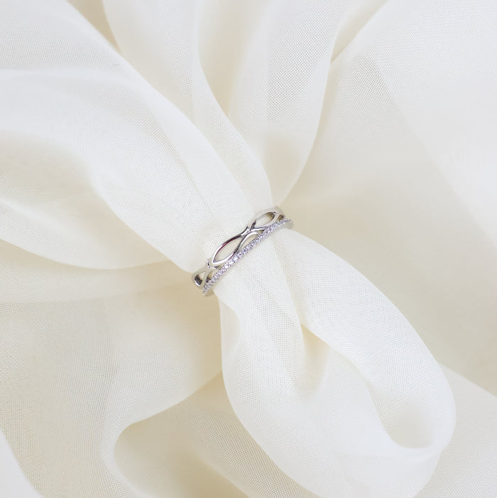 Silver Infinity Ring (Gizelle)