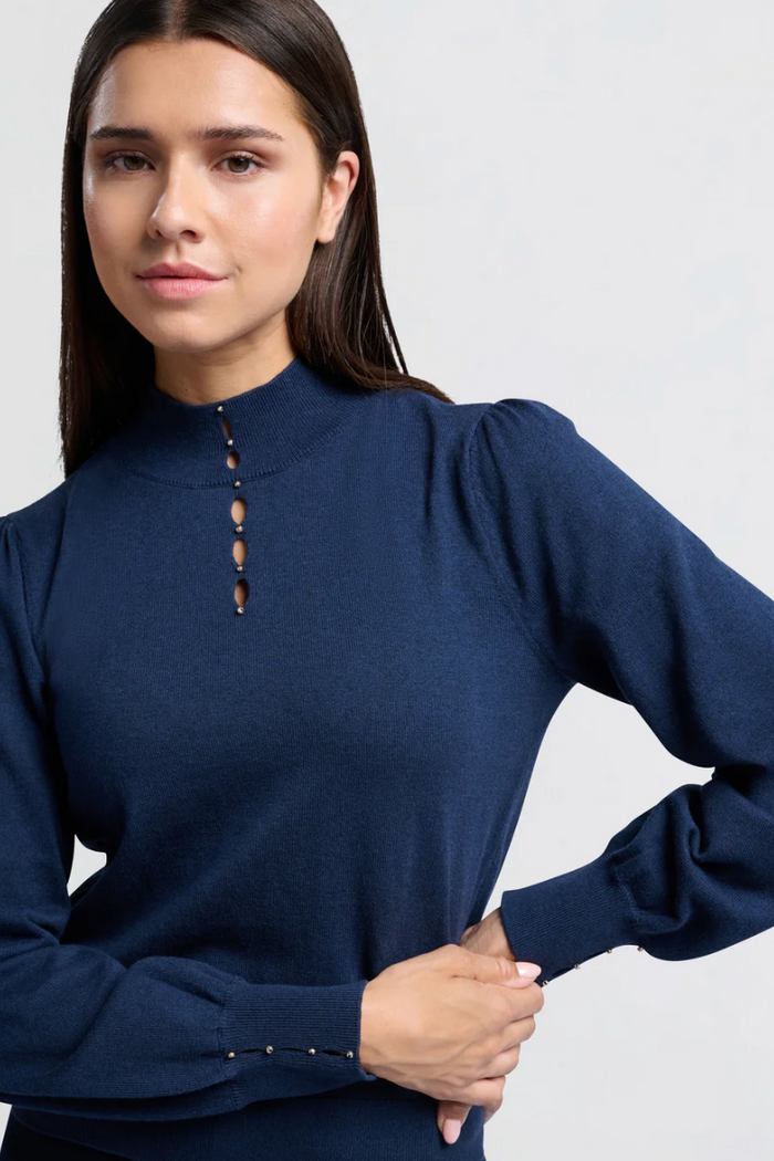 Soft Turtleneck Top (Yaya)