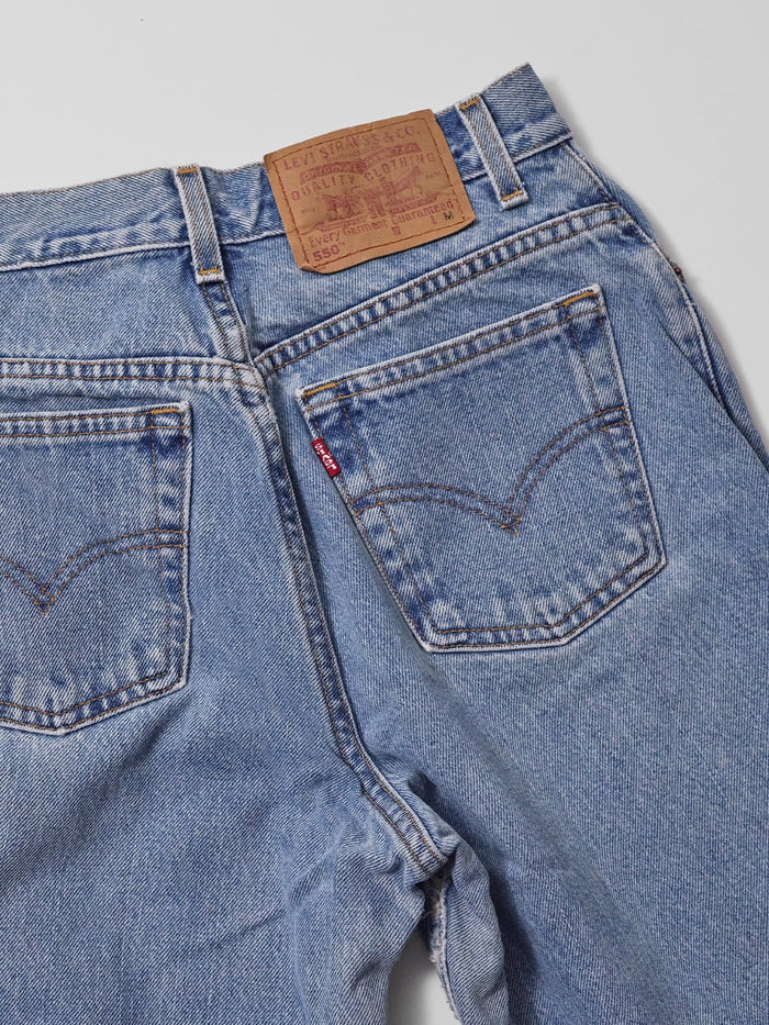 Vintage Levi's 550 Tapered Light Wash Denim Jeans
